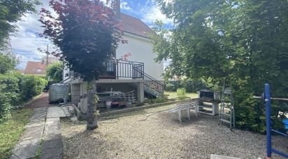 House 5 rooms of 80 m² in La Chapelle-Saint-Luc (10600)