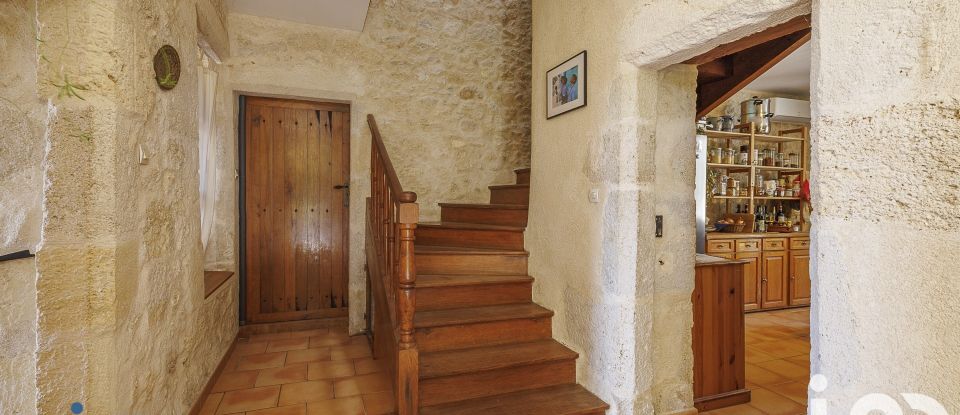 Estate 8 rooms of 231 m² in Pujols (33350)