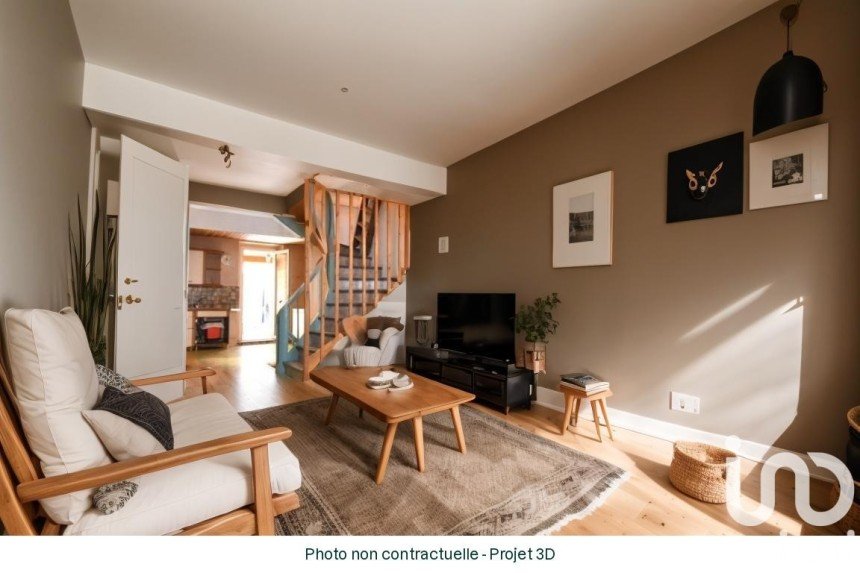 Building in Saint-Vallier (26240) of 200 m²