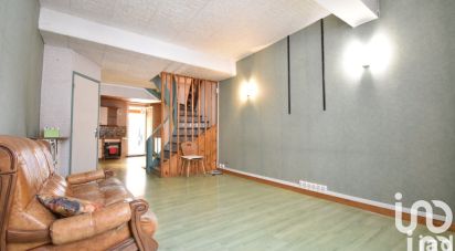 Building in Saint-Vallier (26240) of 200 m²