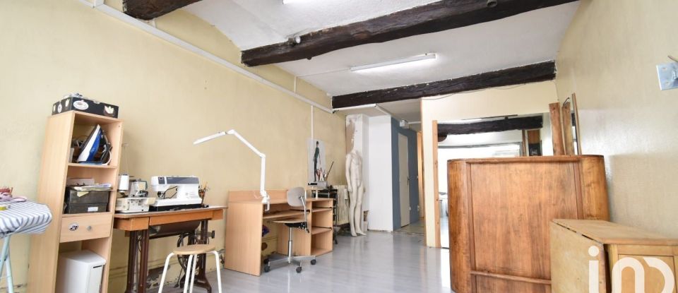 Building in Saint-Vallier (26240) of 200 m²