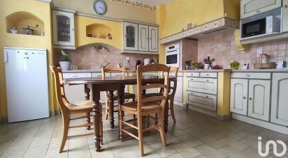 House 7 rooms of 160 m² in Labastide-Rouairoux (81270)