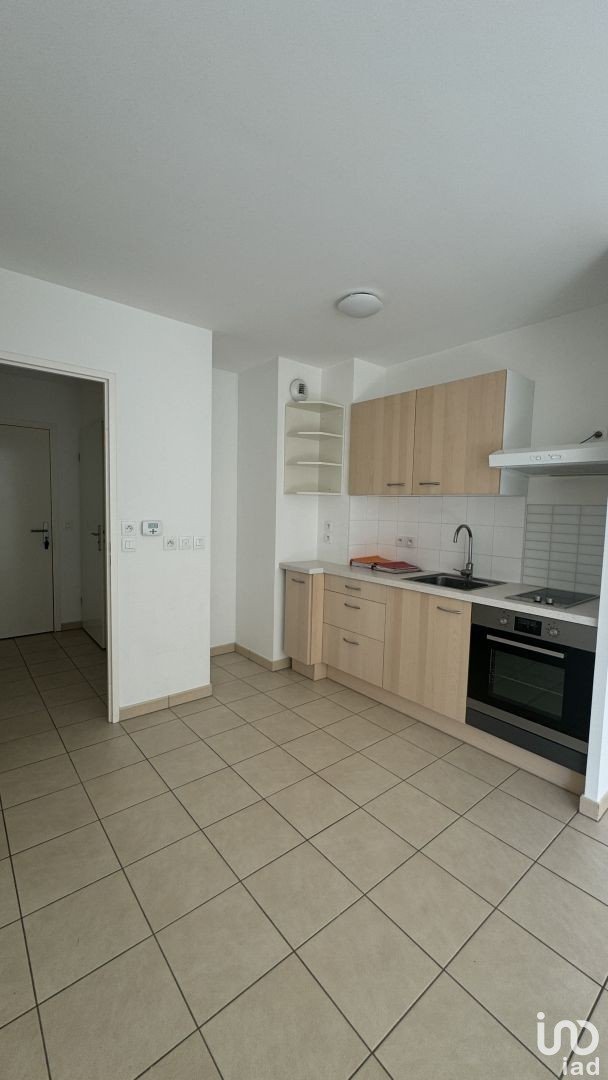 Appartement 2 pièces de 50 m² à Saint-Pierre-du-Perray (91280)