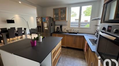 Appartement 5 pièces de 90 m² à Saulx-les-Chartreux (91160)