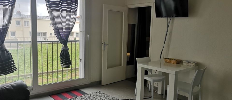 Apartment 2 rooms of 30 m² in Brest (29200)