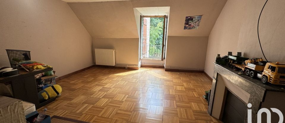 Maison 7 pièces de 226 m² à Sennecey-le-Grand (71240)