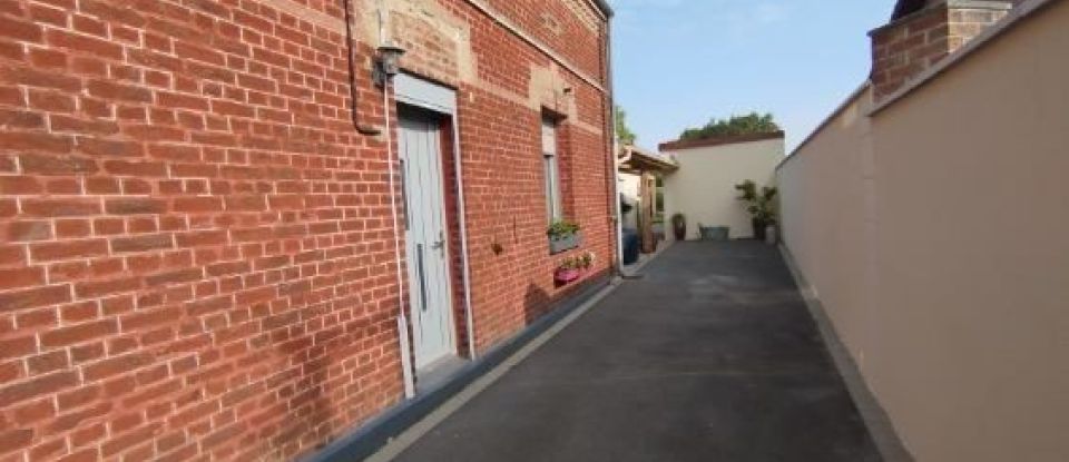 House 6 rooms of 120 m² in Neuville-sur-Escaut (59293)