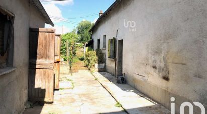 House 5 rooms of 93 m² in Nogent-le-Roi (28210)