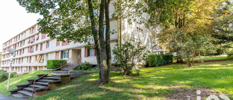 Apartment 4 rooms of 67 m² in Savigny-sur-Orge (91600)