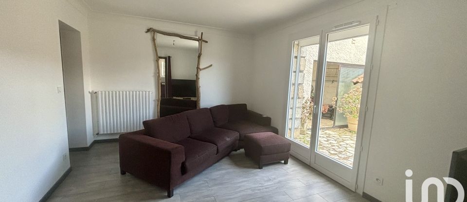 Maison traditionnelle 7 pièces de 192 m² à Aubenas (07200)