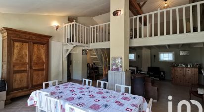 House 5 rooms of 170 m² in Saint-Aubin-de-Blaye (33820)