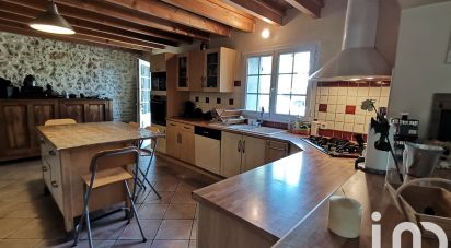 Maison 5 pièces de 170 m² à Saint-Aubin-de-Blaye (33820)