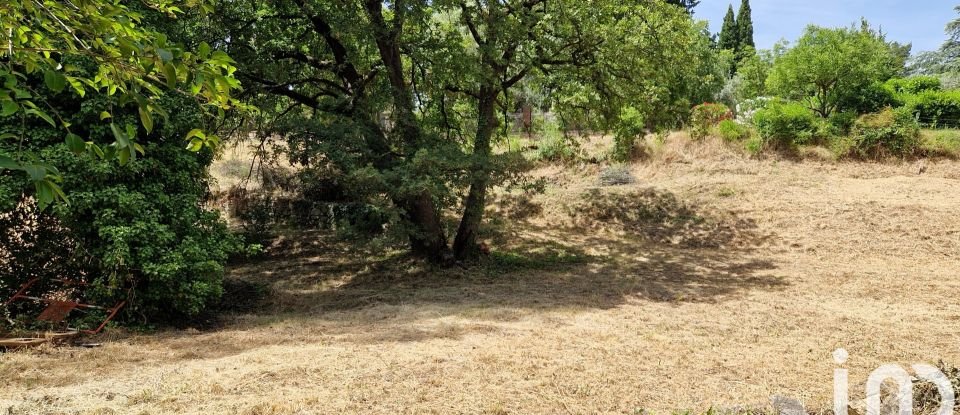 Terrain de 2 000 m² à Draguignan (83300)