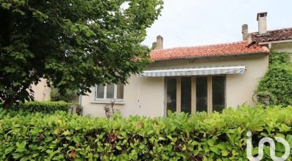 Traditional house 5 rooms of 87 m² in Rioux-Martin (16210)