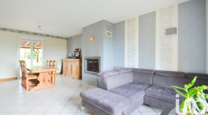 Maison 5 pièces de 100 m² à Bey-sur-Seille (54760)