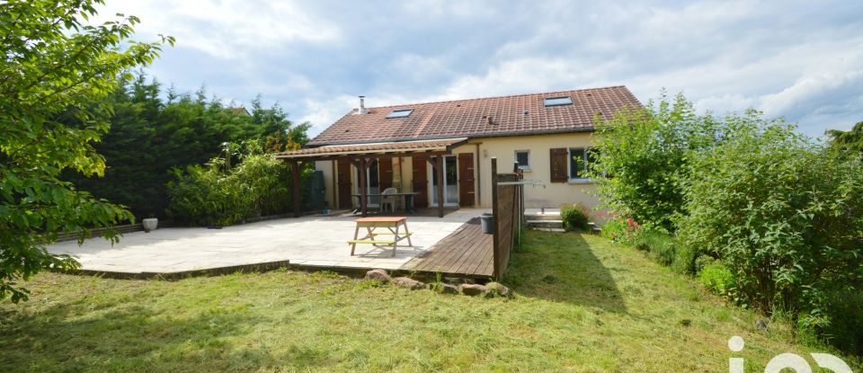 Maison 5 pièces de 100 m² à Bey-sur-Seille (54760)