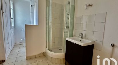 Appartement 2 pièces de 46 m² à Paris (75016)