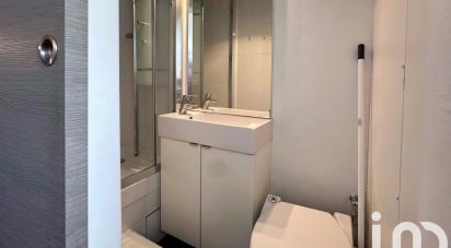 Studio 1 room of 9 m² in Paris (75016)