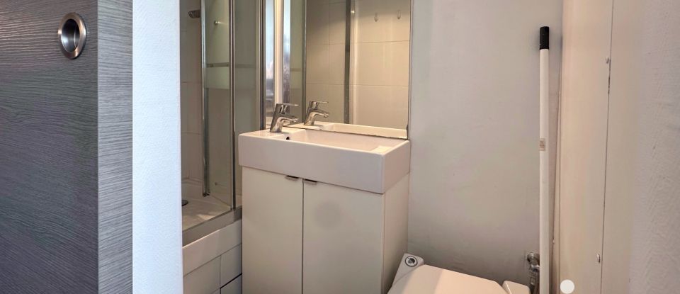 Appartement 1 pièce de 9 m² à Paris (75016)