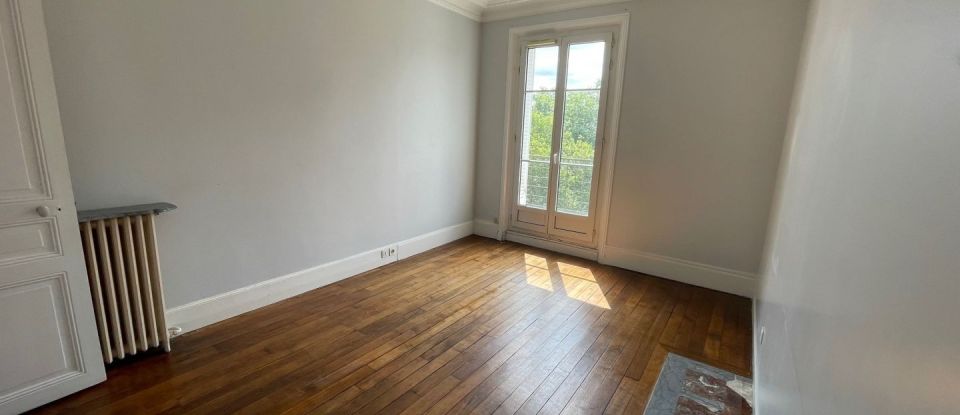 Apartment 4 rooms of 121 m² in Melun (77000)