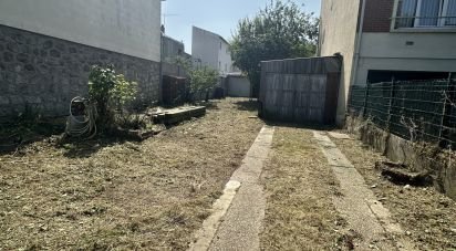 Land of 241 m² in Montreuil (93100)