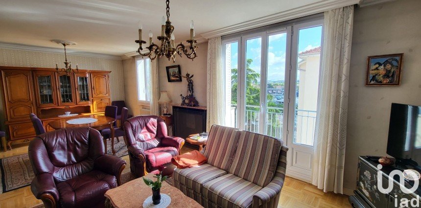 Apartment 5 rooms of 91 m² in Vénissieux (69200)