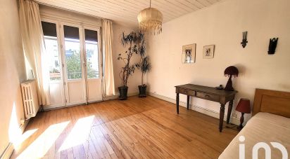 Appartement 3 pièces de 86 m² à Saint-Étienne (42000)