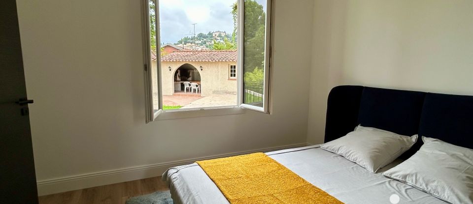 Appartement 5 pièces de 108 m² à Nice (06100)