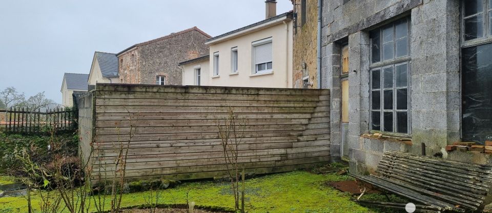 House 10 rooms of 181 m² in Trémentines (49340)