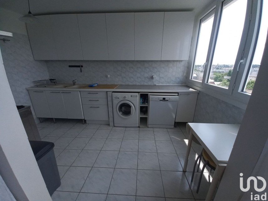 Appartement 3 pièces de 61 m² à Orly (94310)