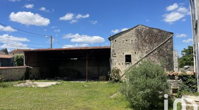 Traditional house 5 rooms of 181 m² in La Rochénard (79270)