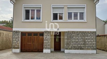 Traditional house 4 rooms of 105 m² in Vaujours (93410)