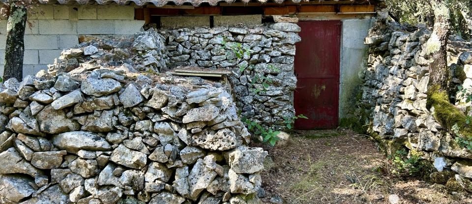 Traditional house 5 rooms of 90 m² in Cotignac (83570)