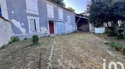 Village house 4 rooms of 190 m² in Vouharte (16330)