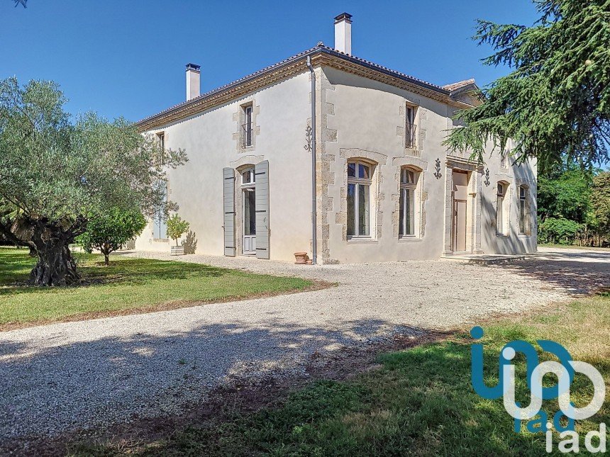 Mansion 11 rooms of 631 m² in Lectoure (32700)