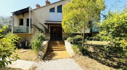 House 9 rooms of 214 m² in Puy-l'Évêque (46700)