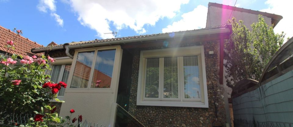 House 4 rooms of 46 m² in Clamart (92140)