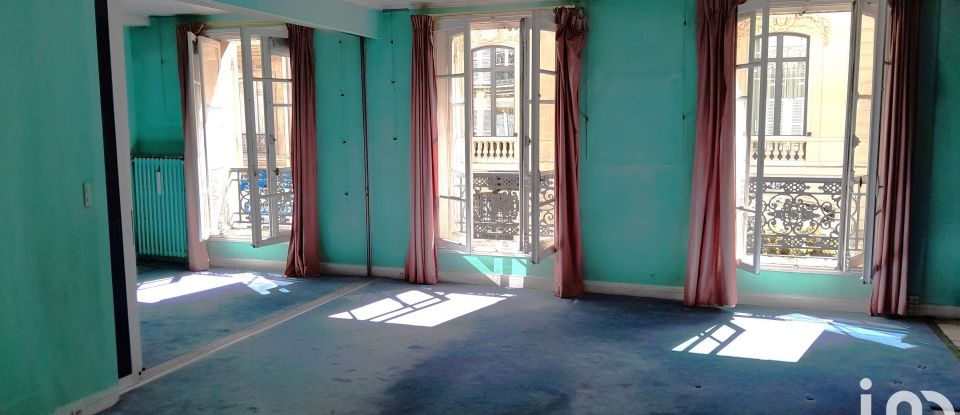 Appartement 5 pièces de 111 m² à Paris (75009)