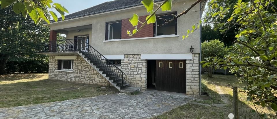 House 6 rooms of 130 m² in Le Blanc (36300)