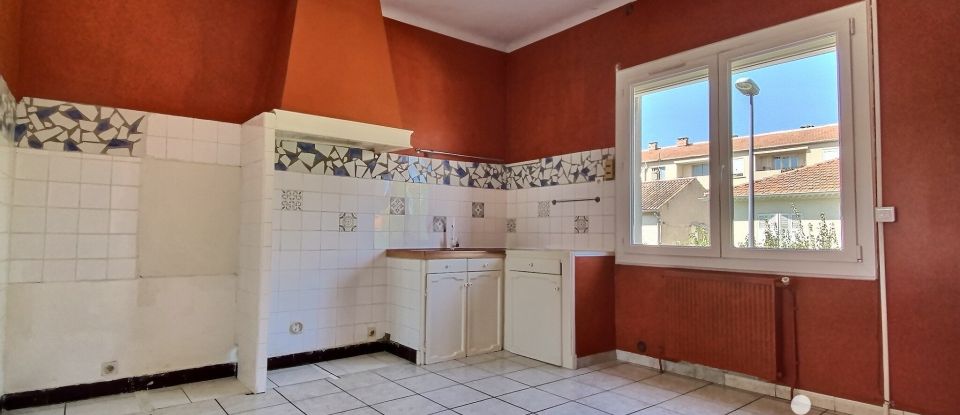 House 4 rooms of 98 m² in Carpentras (84200)