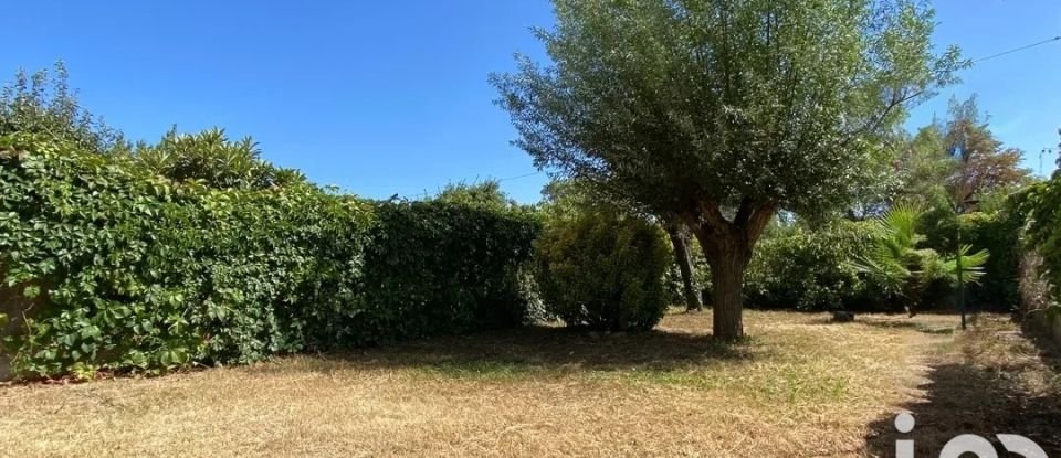 House 4 rooms of 98 m² in Carpentras (84200)