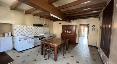 House 5 rooms of 120 m² in Saint-Quentin-sur-Charente (16150)