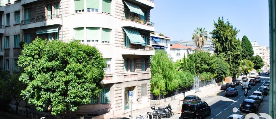 Apartment 3 rooms of 66 m² in Nice (06000)