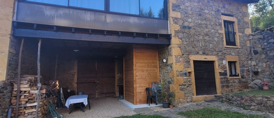 Maison 9 pièces de 219 m² à Ancy (69490)