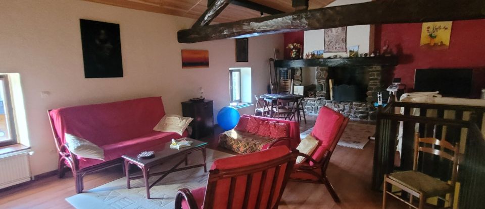 House 9 rooms of 219 m² in Ancy (69490)