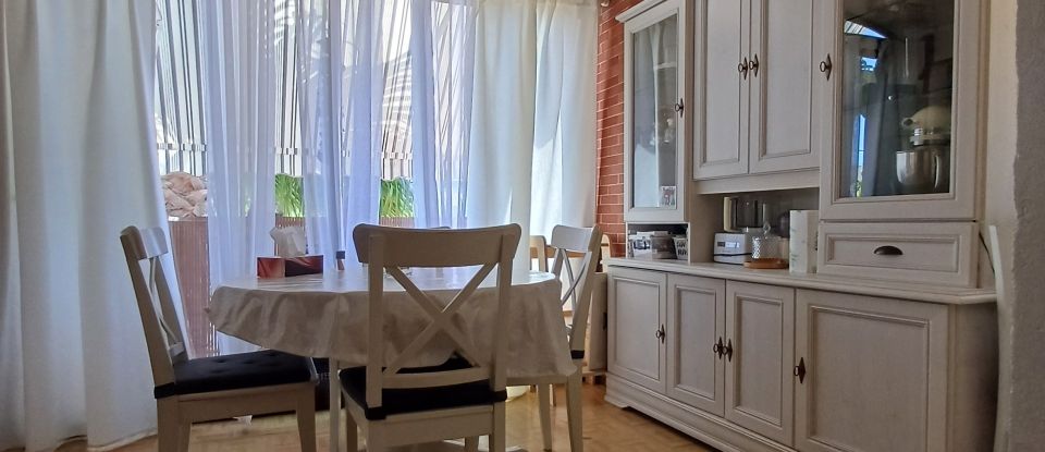 Appartement 5 pièces de 134 m² à Nîmes (30000)