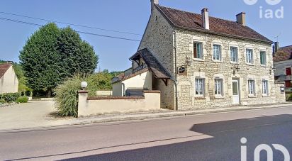 Maison traditionnelle 15 pièces de 355 m² à Arcy-sur-Cure (89270)