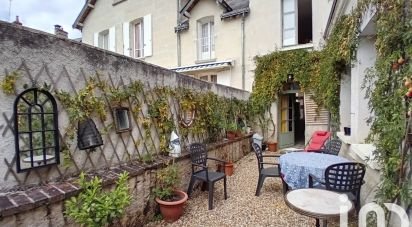 Town house 5 rooms of 117 m² in Villedieu-le-Château (41800)