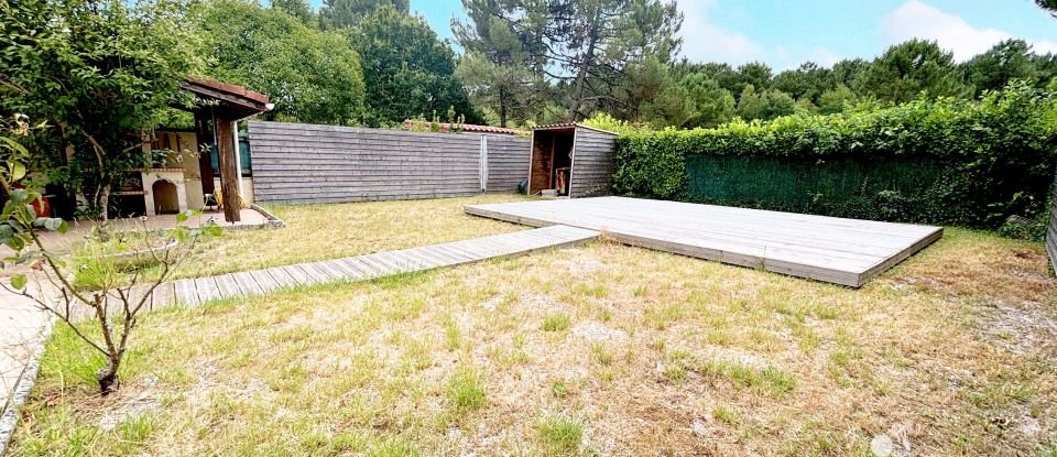 Maison 4 pièces de 100 m² à Cestas (33610)