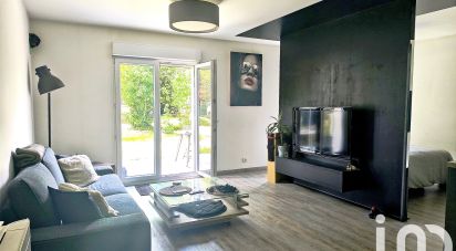 Apartment 2 rooms of 35 m² in Coubron (93470)